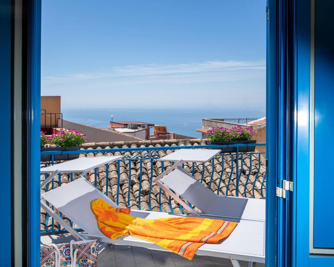 كاستلمولا Casa Blandano B&B المظهر الخارجي الصورة