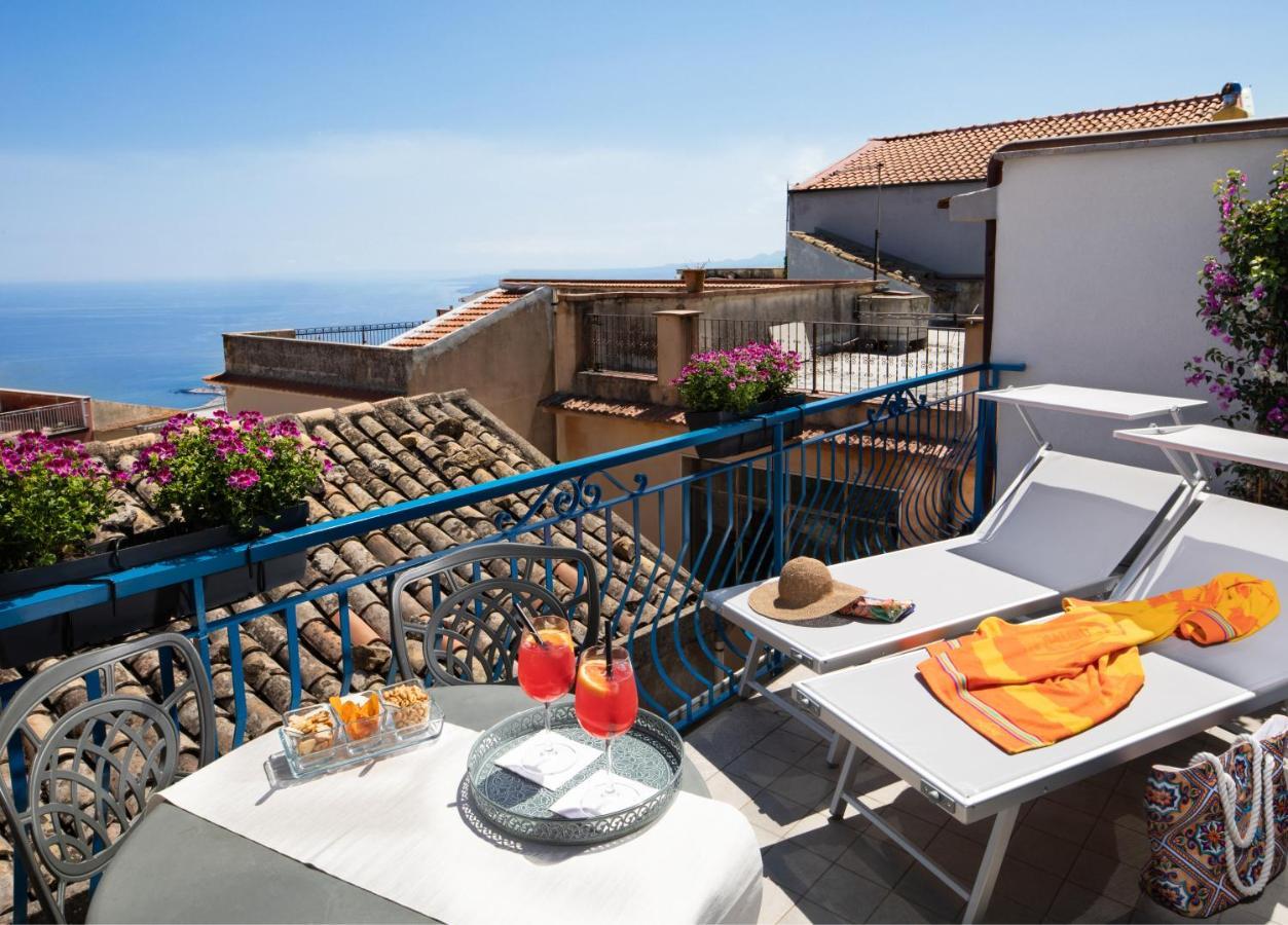 كاستلمولا Casa Blandano B&B المظهر الخارجي الصورة